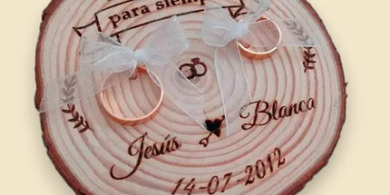 Rodaja de Madera Porta Alianzas para Bodas
