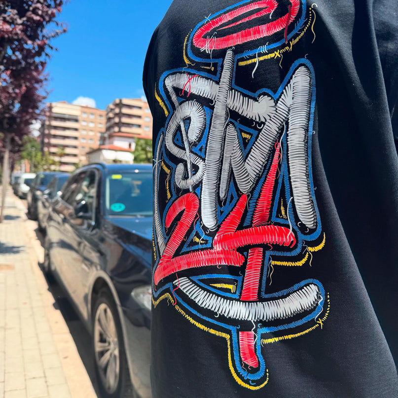 Camiseta oversize STM24 Logo efecto bordado Sublimatumundo24 Camiseta oversize STM24 Logo efecto bordado